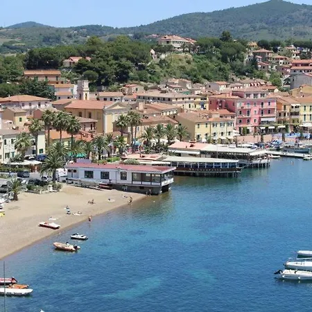 Casa Vacanze A Ferienhaus Porto Azzurro